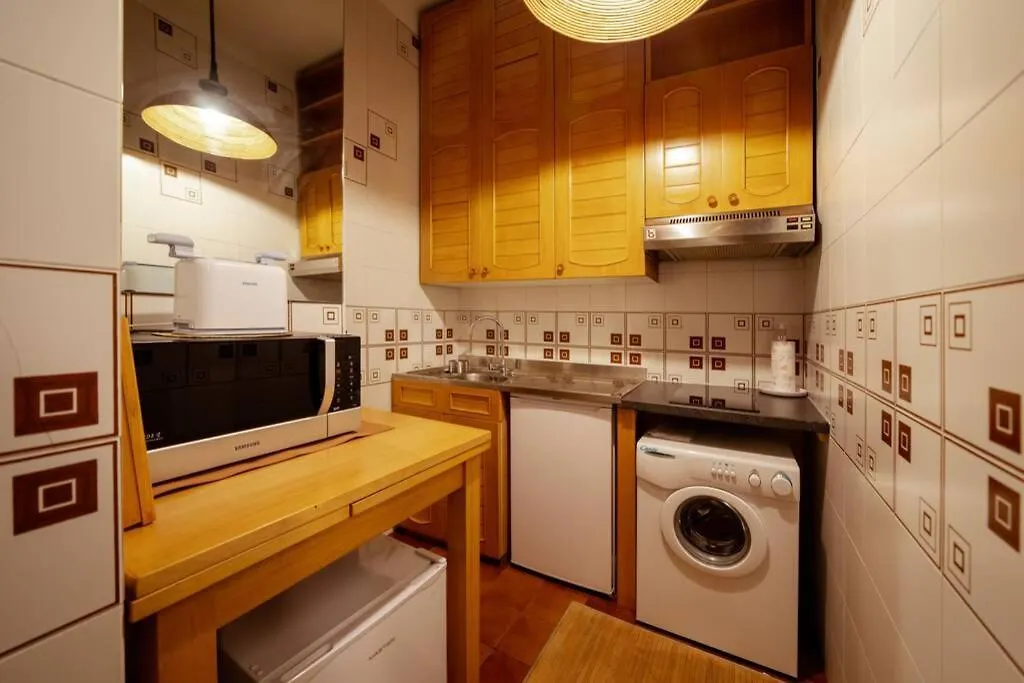 Apartment La Finestra Sul Lago, Appartamento In Pieno Centro Laveno