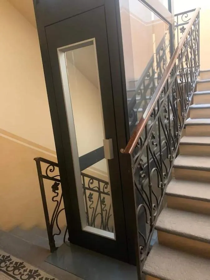 La Finestra Sul Lago, Appartamento In Pieno Centro Laveno 0*,  Italy